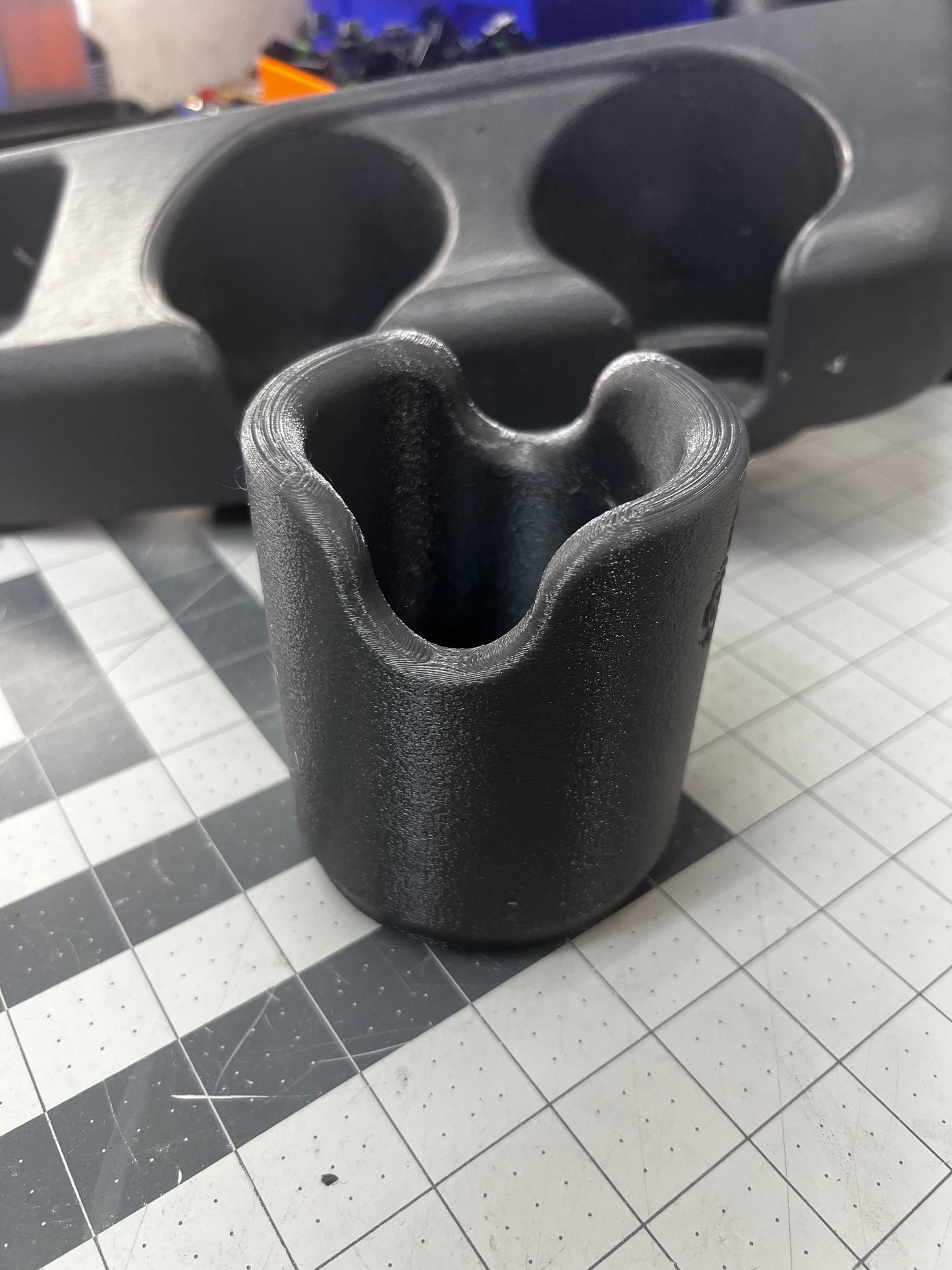 Freightliner Columbia Insert For Pop Cans