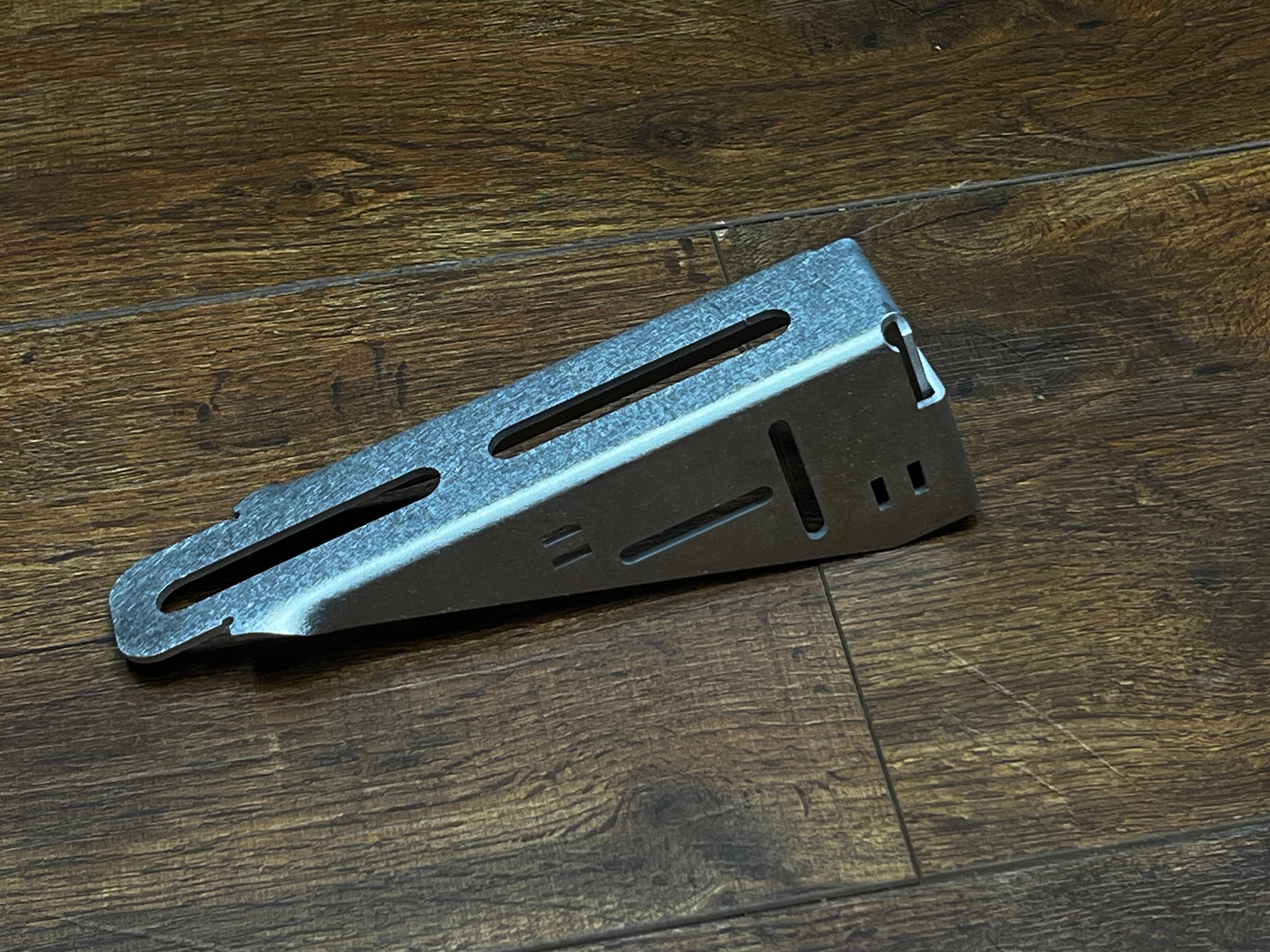 Generic Aluminum Single Bolt Bracket – Farm Sip Supreme Canada