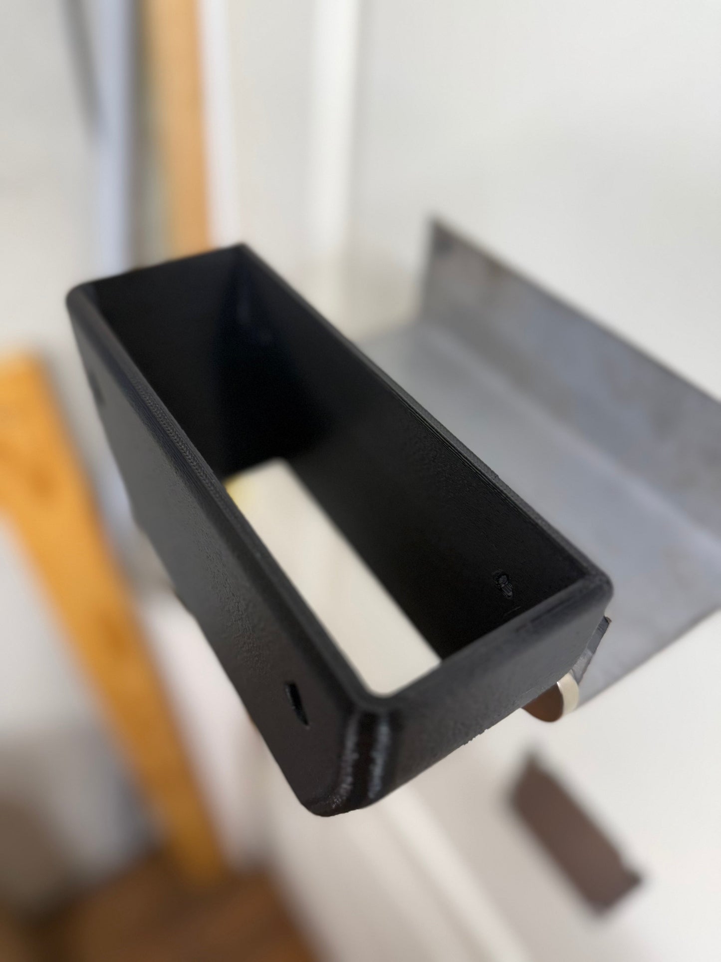 Magnetic Grinder Disk Holder