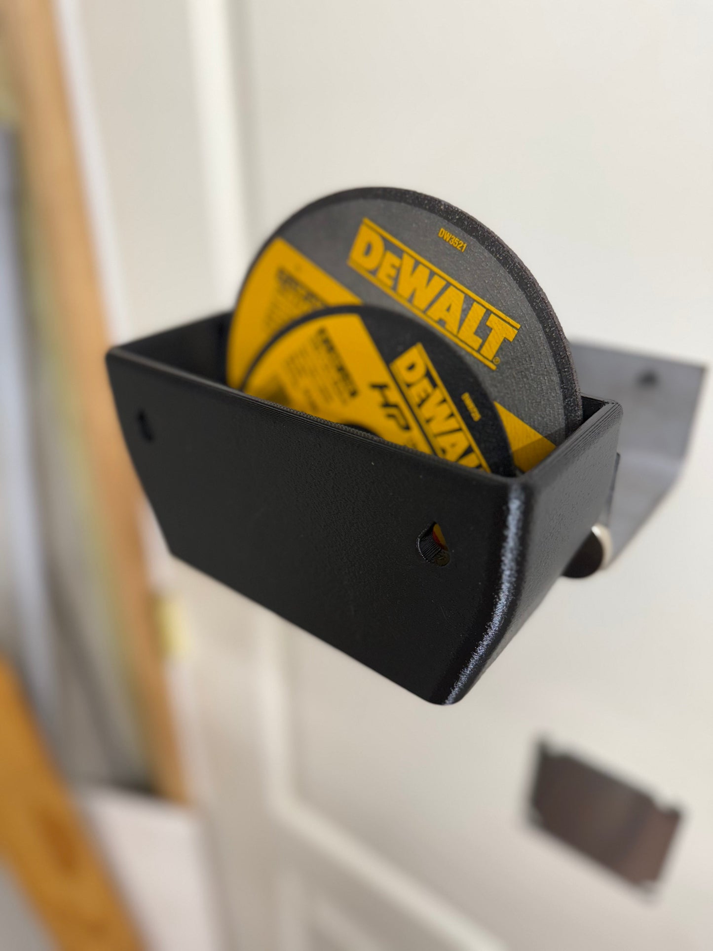 Magnetic Grinder Disk Holder