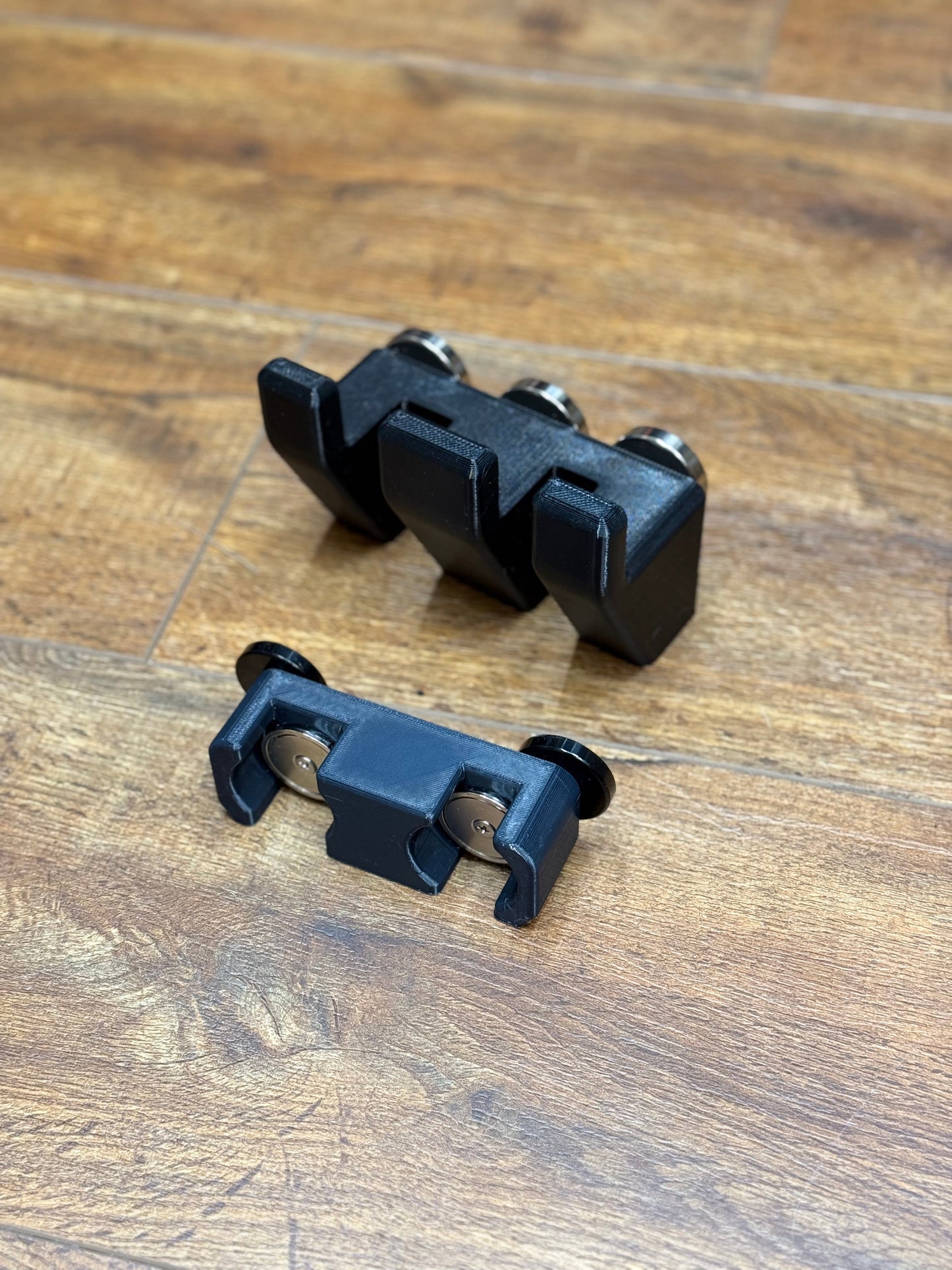 Pair Pry Bar Holder - Giant Pair