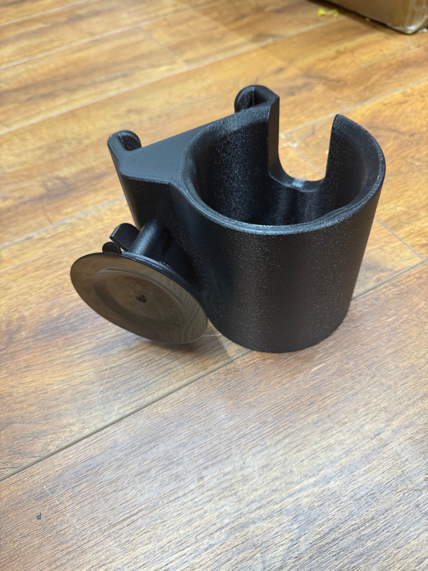 Single Suction Cup And Phone Holder