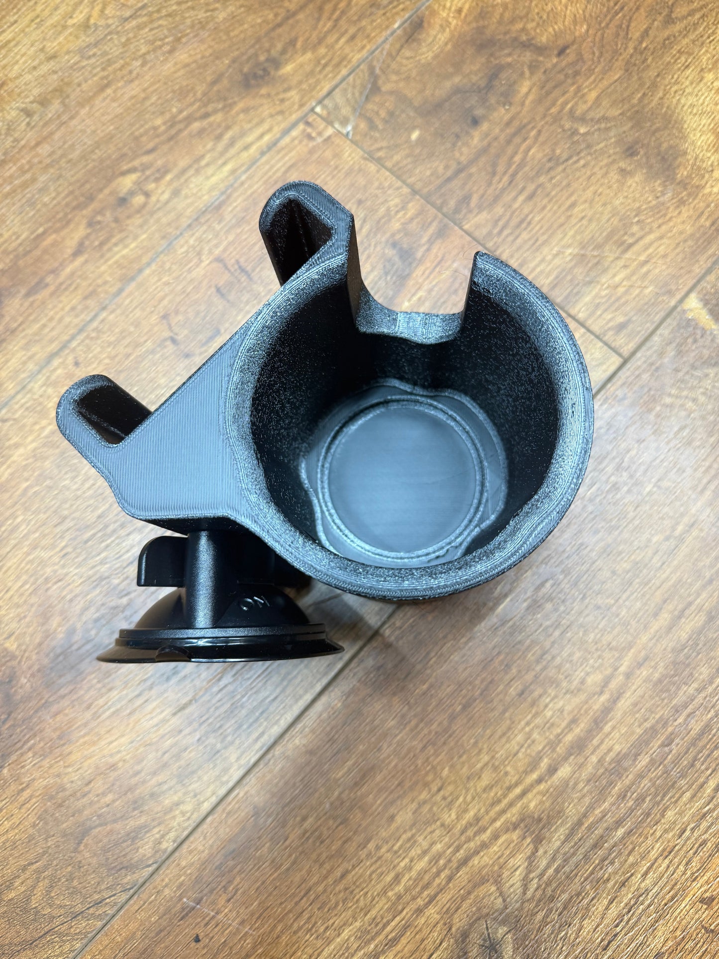 Single Suction Cup And Phone Holder