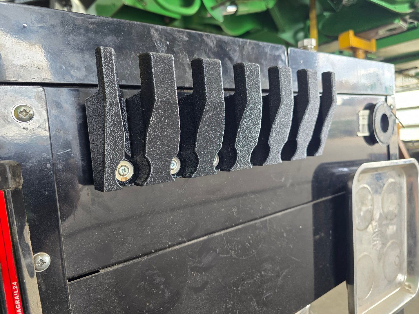 Magnetic Pry bar Holder